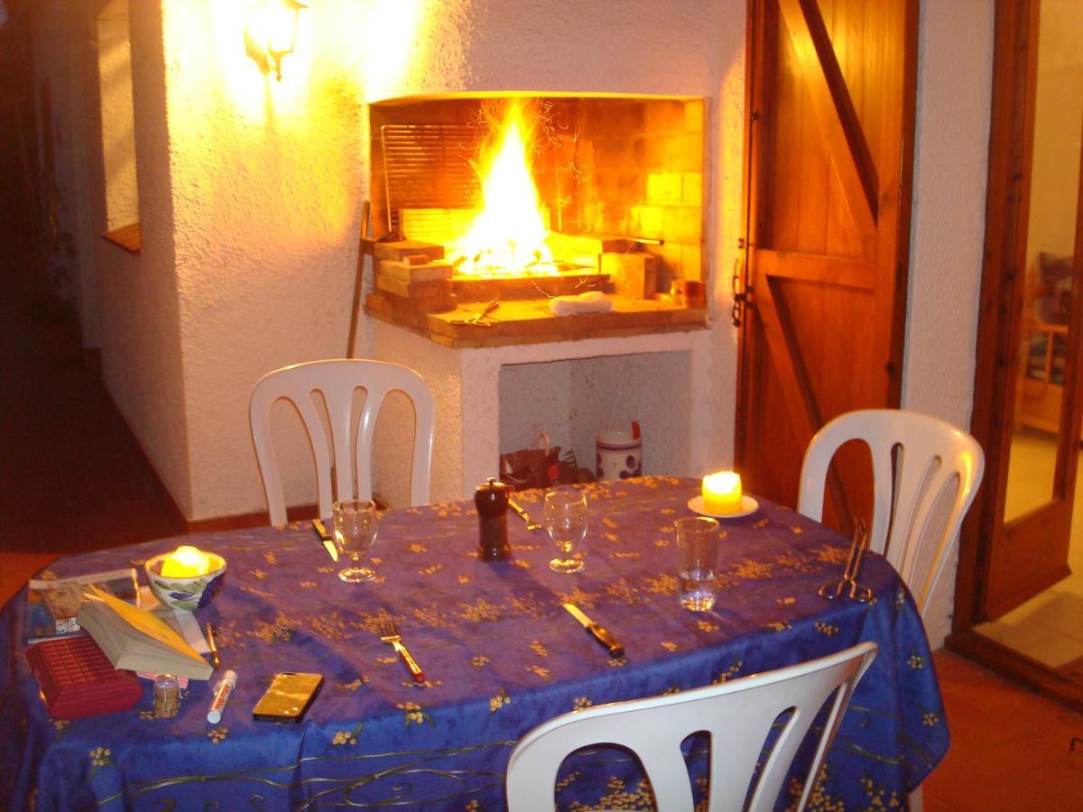 Villa Beautiful Detached Close To Sandy Beach, Shops And Restaurants *