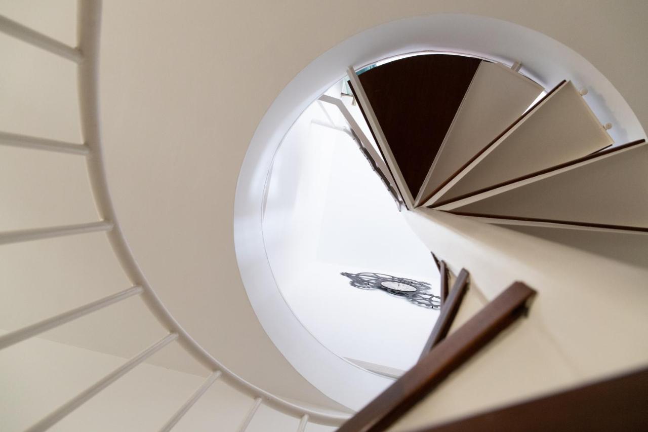 Spiral Stairs Duplex Figueres (Girona)