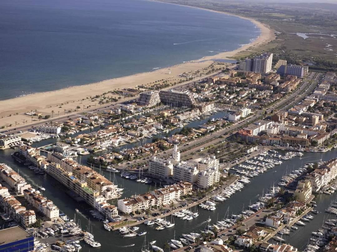 Rio Mar * Empuriabrava