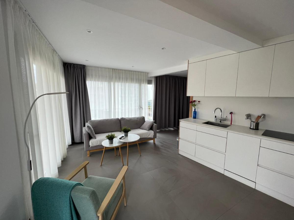 Beautiful Loft, Huge Sunny Terrace, View Over The And Sea Apartamento *