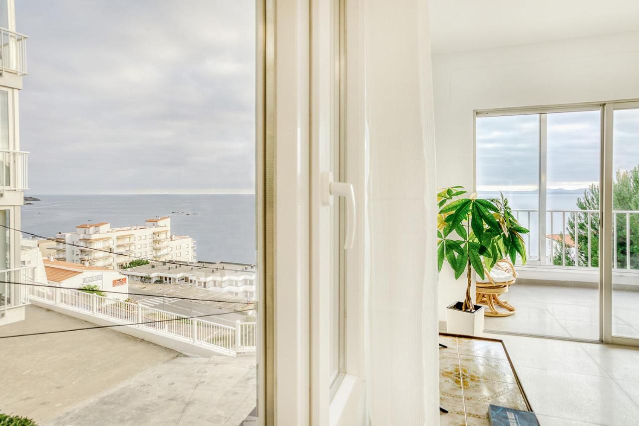 Apartment Vista Mar Roses