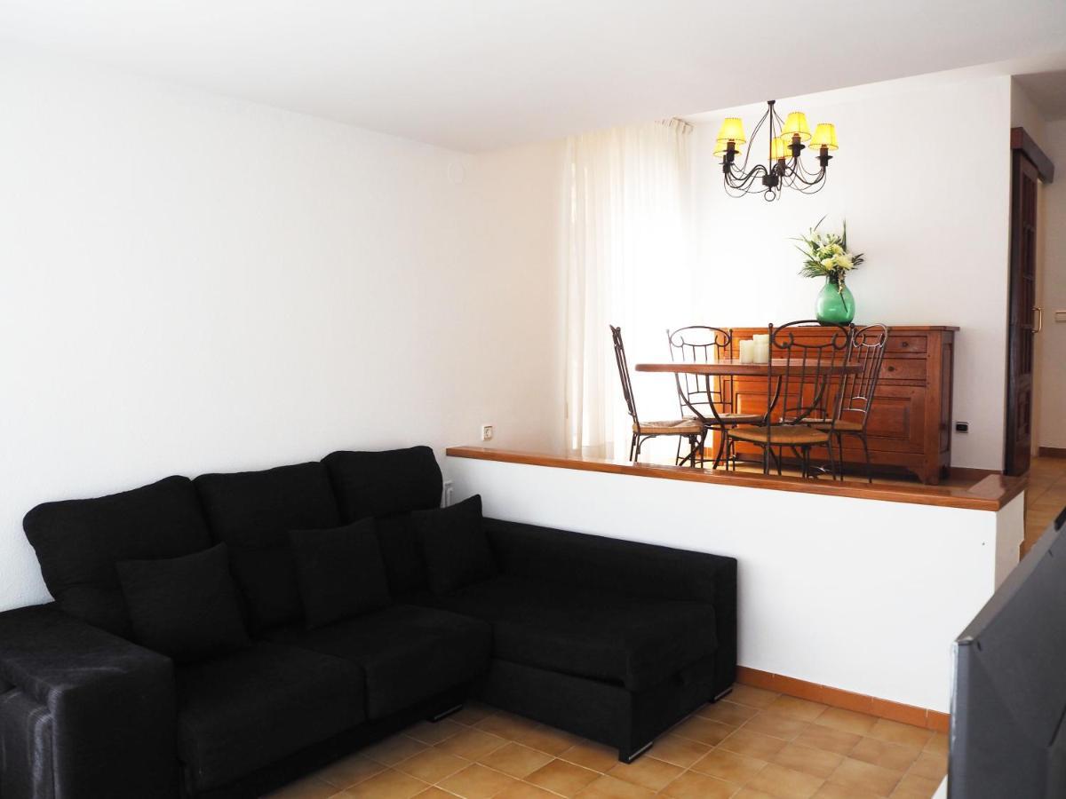 Saromar I Amb Gran Terrassa, Per 6 Persones A 5 Minuts De La Platja Gran Apartamento
