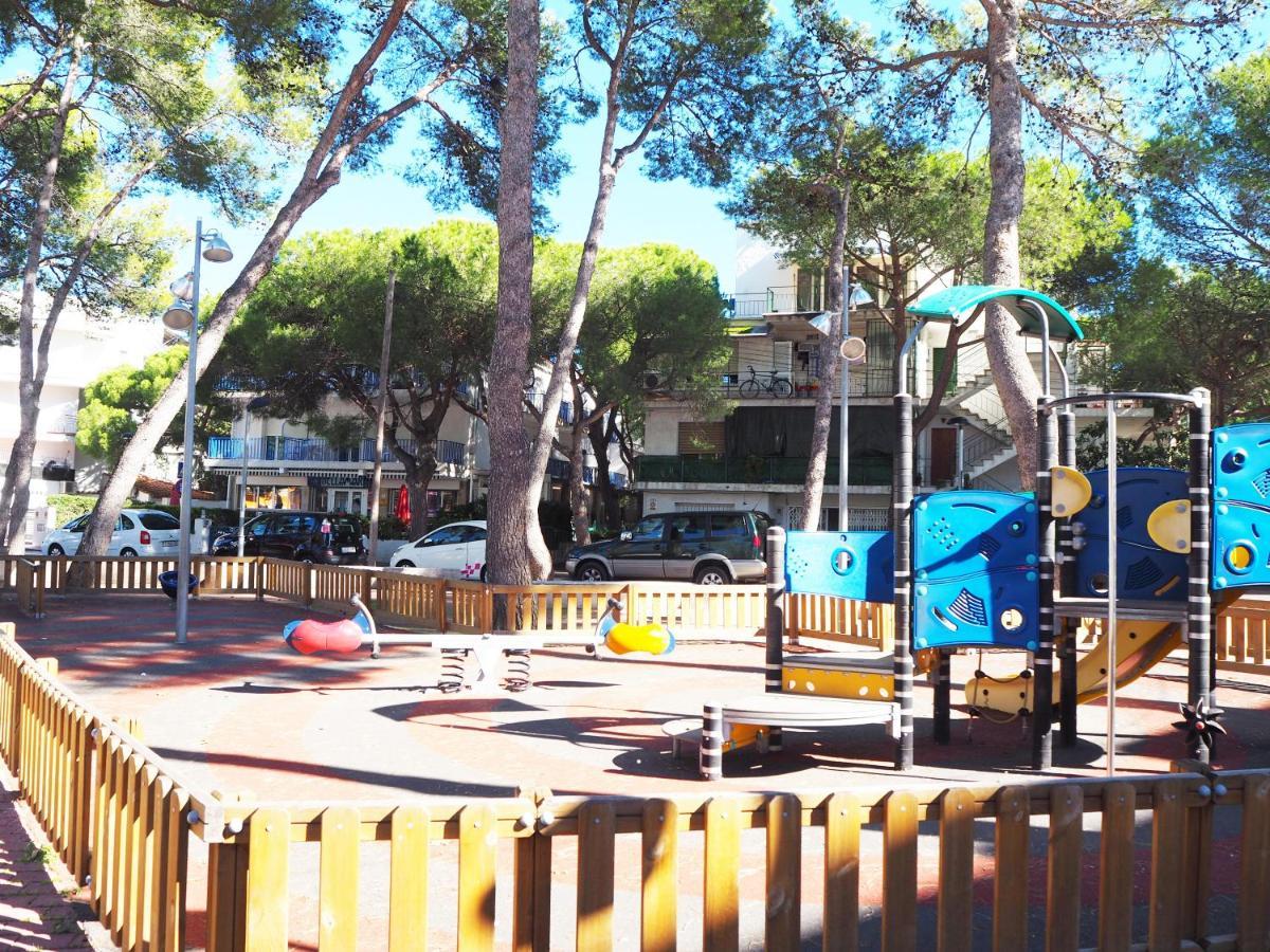 Apartamento Saromar I Amb Gran Terrassa, Per 6 Persones A 5 Minuts De La Platja Gran