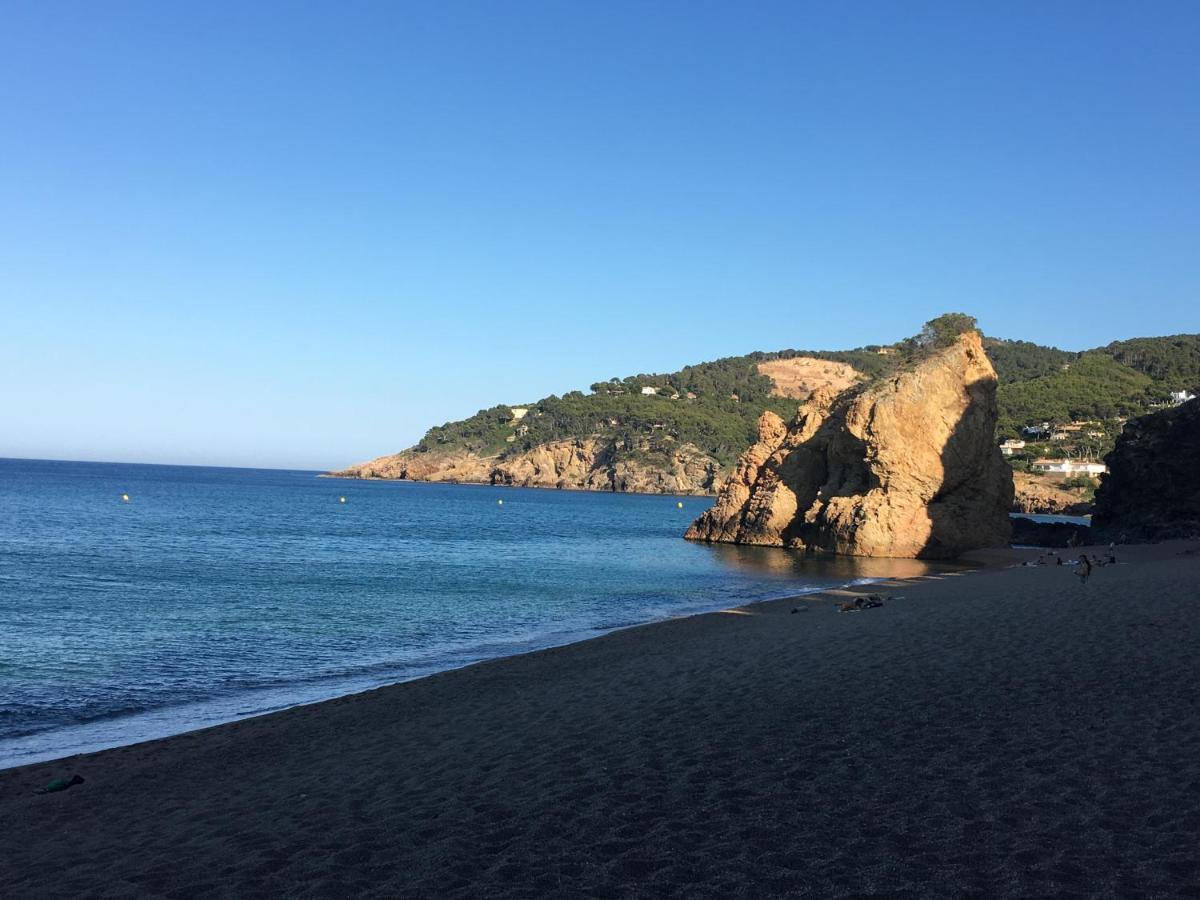 Charming & Peaceful With Swimming Pool Begur