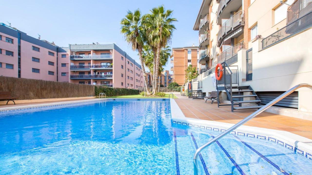 Apartment 2p-51 - *
