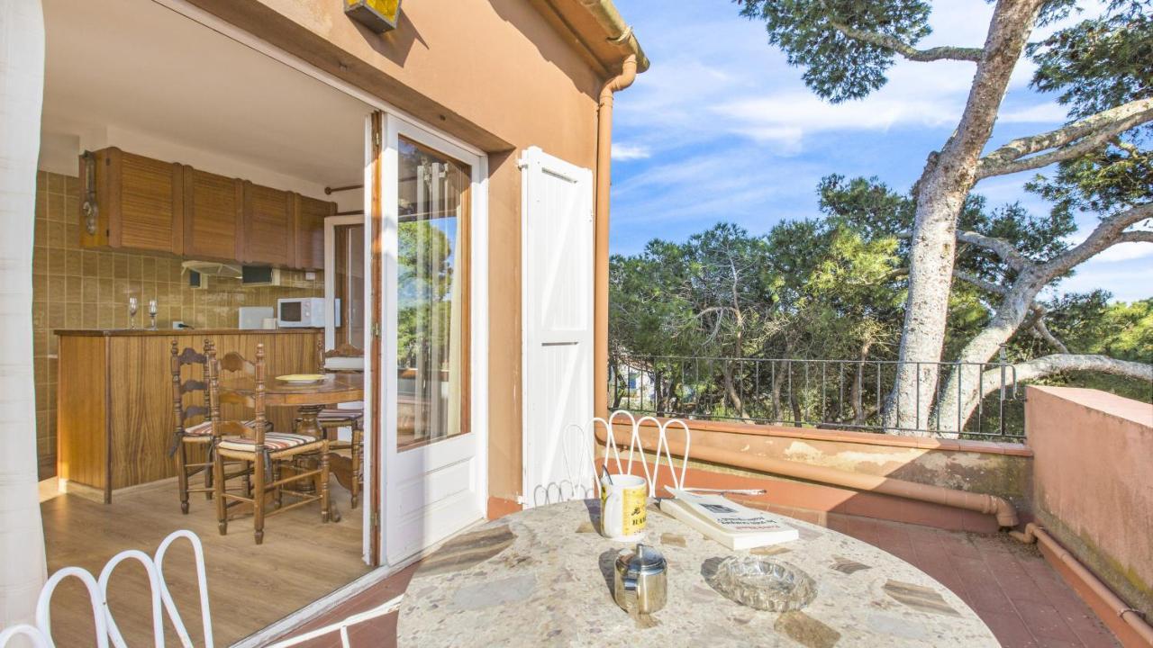 Est Benet - * Calella De Palafrugell