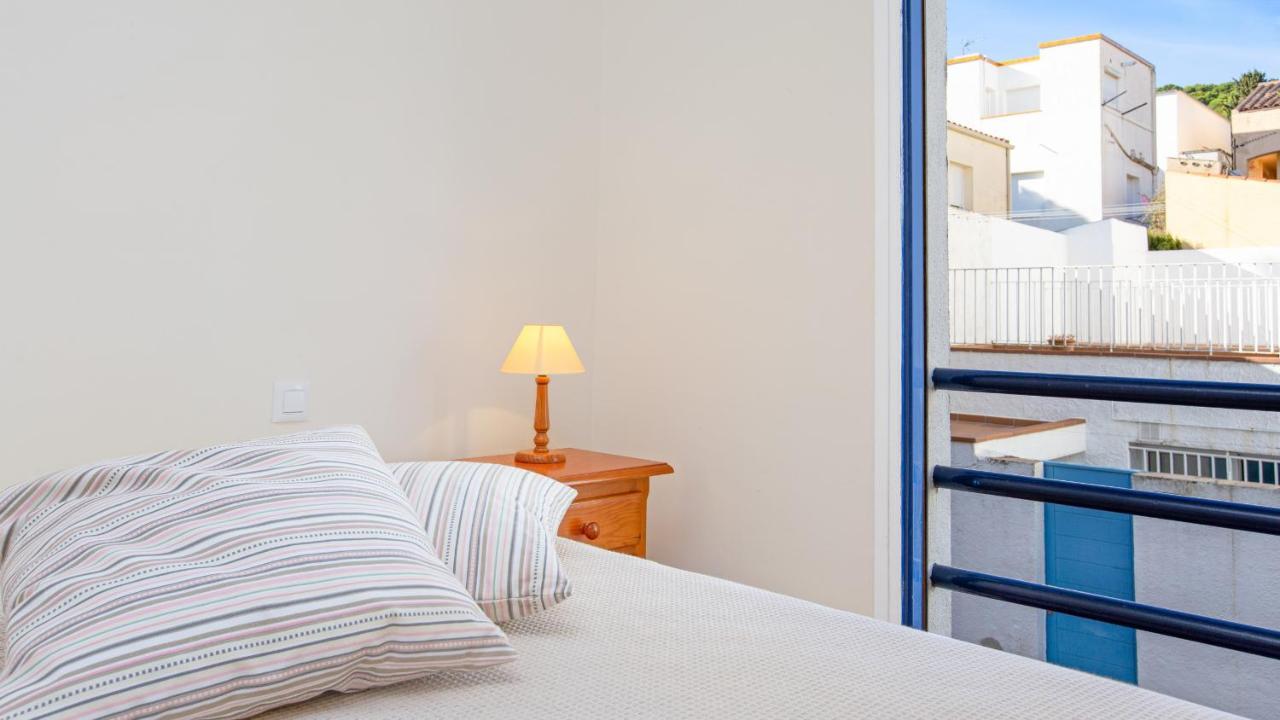 1 Monts - Apartment *