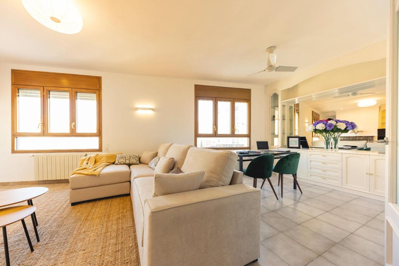 Bravissimo El Lleo, Bright 4-bedroom *