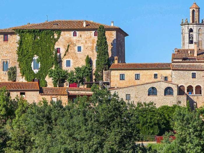 Can Calo 1a * Castello  D'Empuries