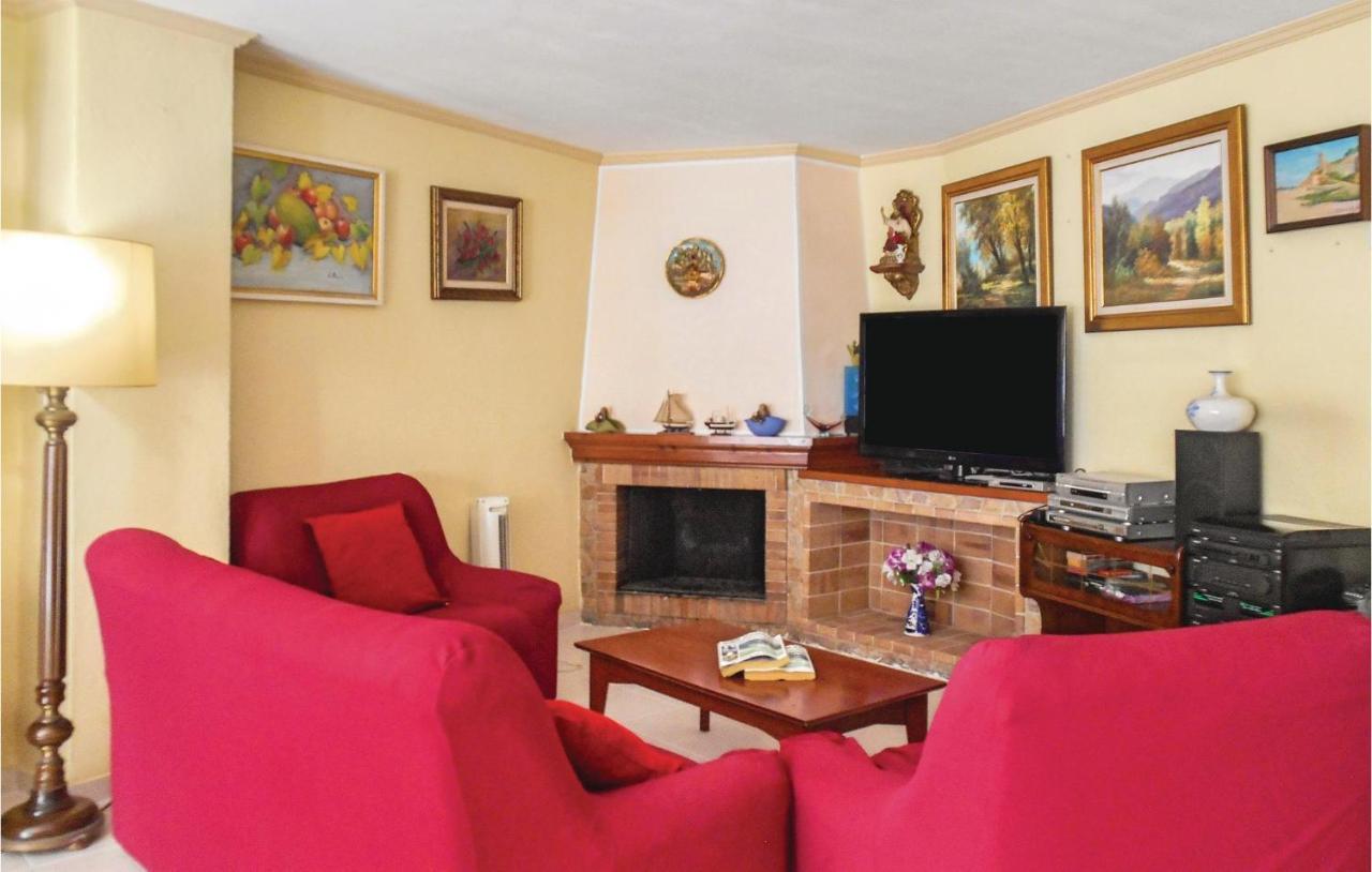 Apartamento 2 Bedroom Amazing In