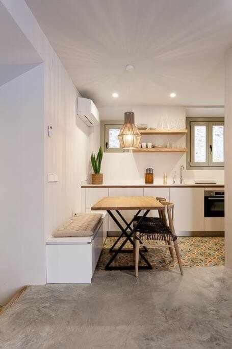 Velo Vern 1 Beautiful New 2 Bed Ensuite Girona