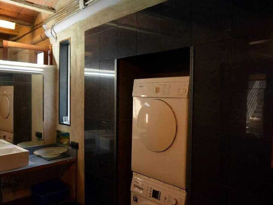 Sleep Y Artistico Loft Sant Daniel * Gerona