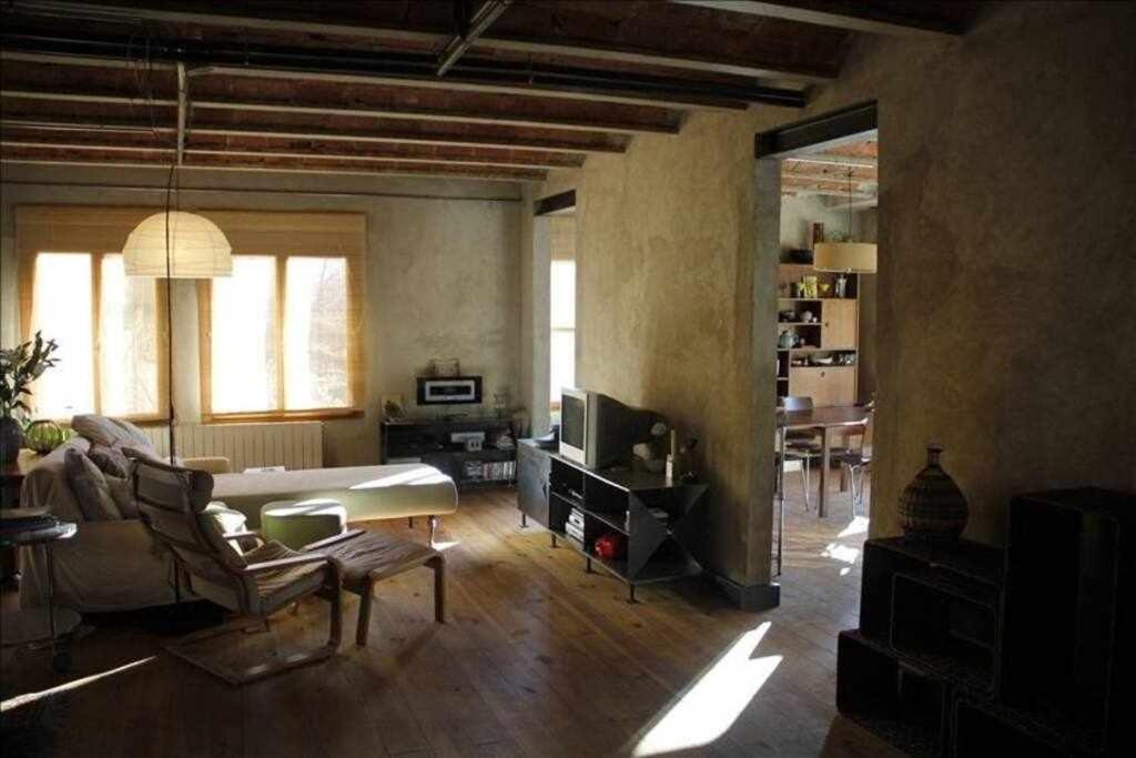 Sleep Y Artistico Loft Sant Daniel Gerona