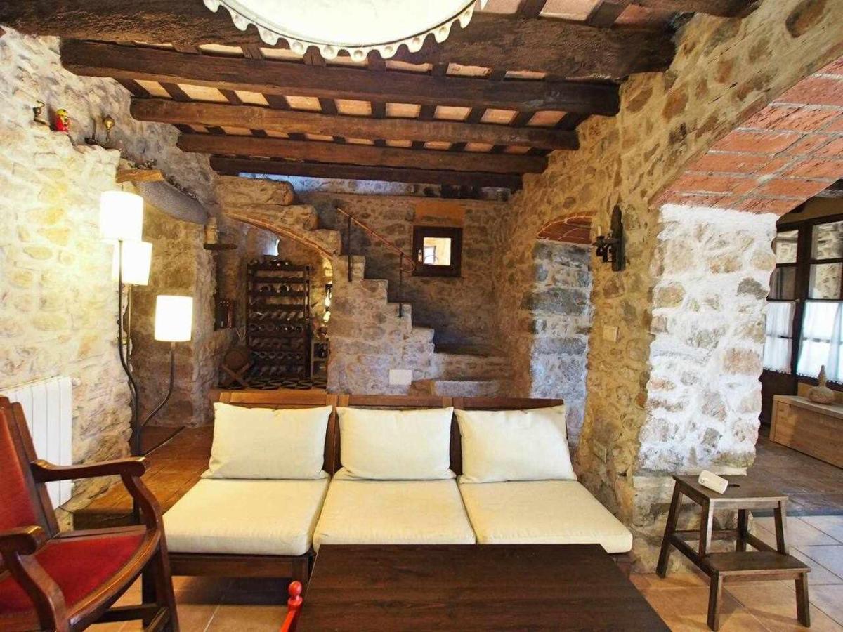 Masia With Pool And Beautiful Views Near Сasa de vacaciones