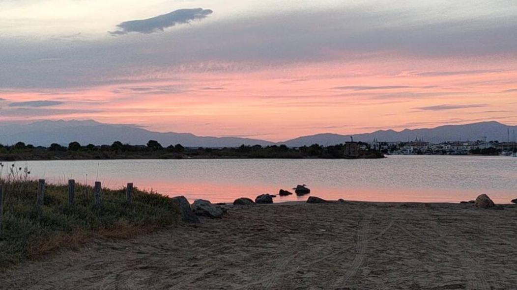 De Platja En Poblat Típic Apartamento *