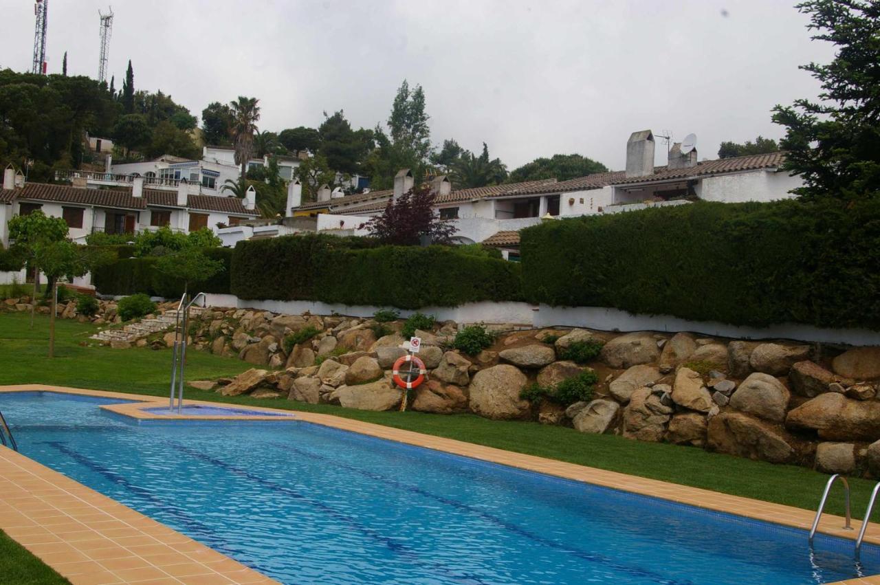 Casas Blanca 14 Junto A Piscina En Playa Privada Santa María De Llorell Сasa de vacaciones Tossa de Mar