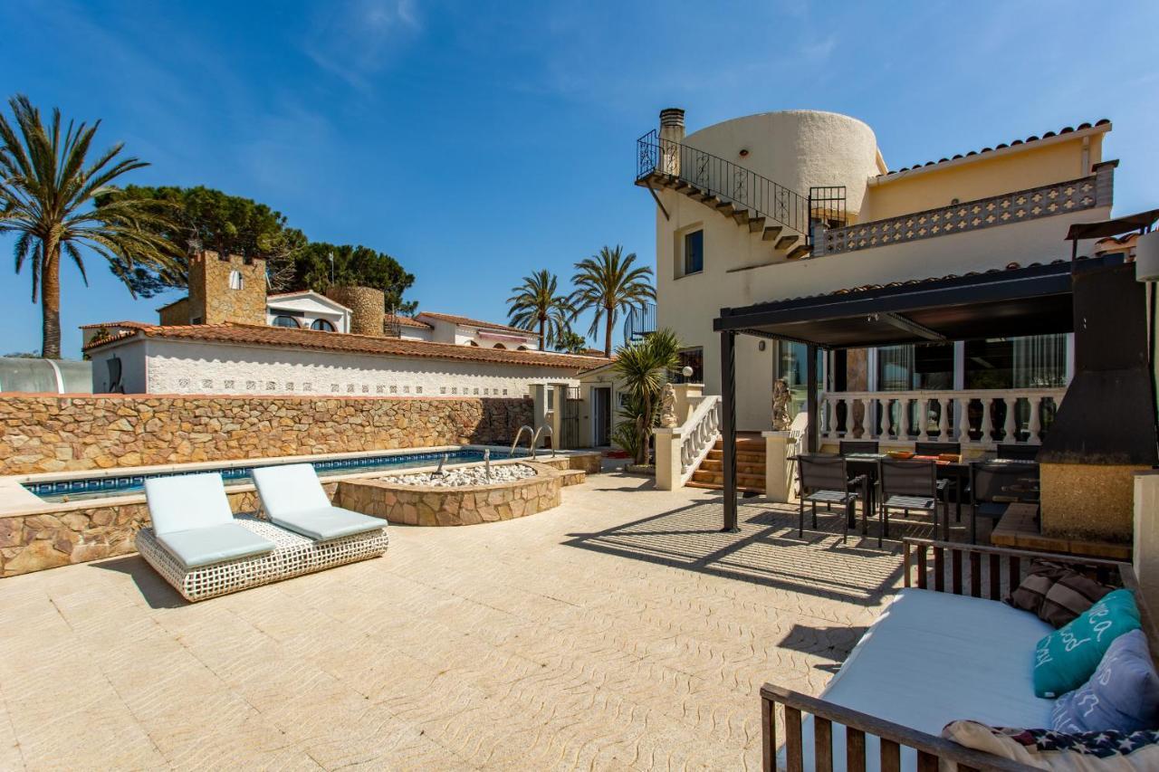 Villa Welcs Falconera 017 Emp Con Piscina Privada Empuriabrava