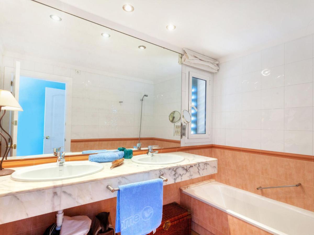 Port A I By Interhome