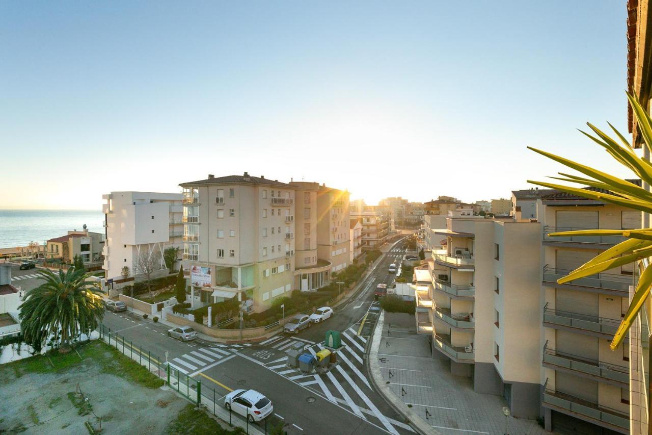 V012 - Maritim - Apartment Roses