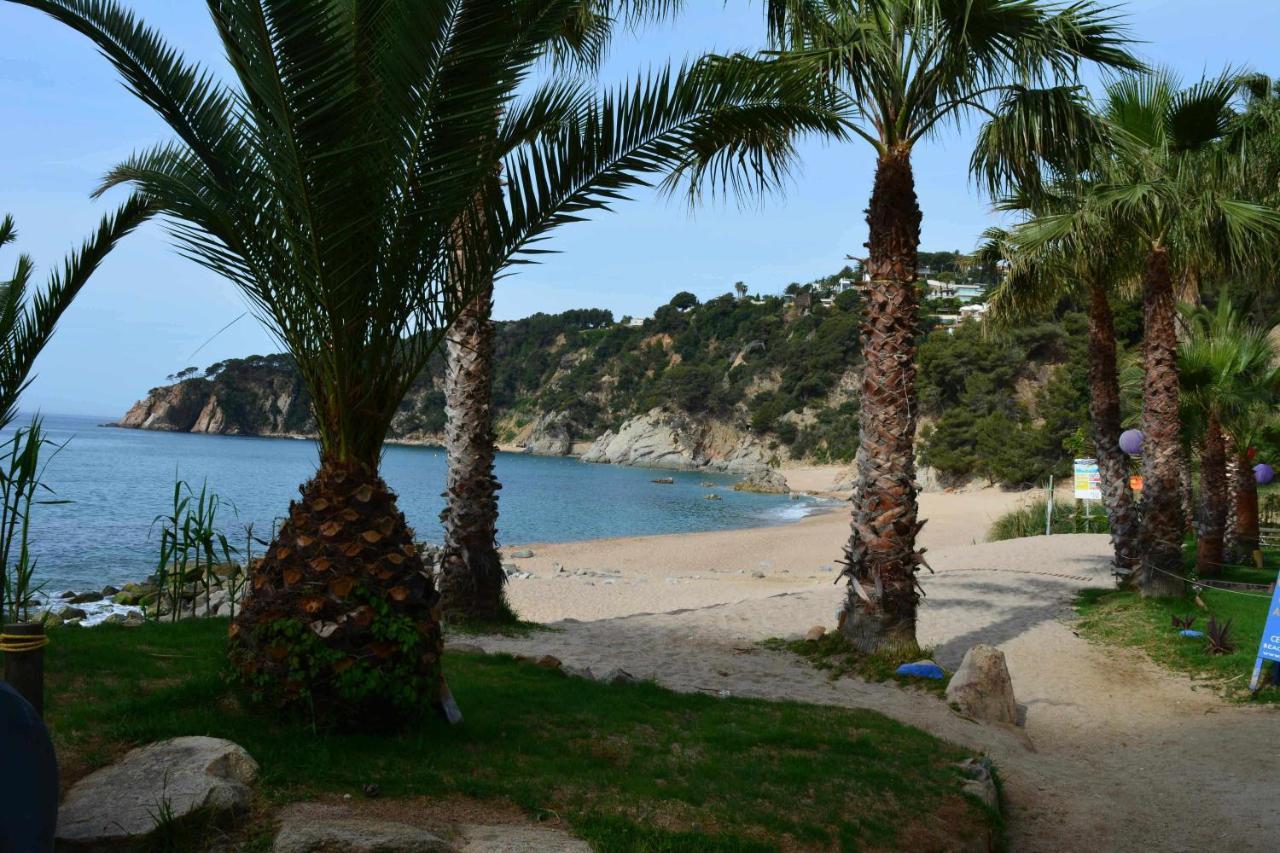 Casas Blanca 14 Junto A Piscina En Playa Privada Santa María De Llorell Сasa de vacaciones *
