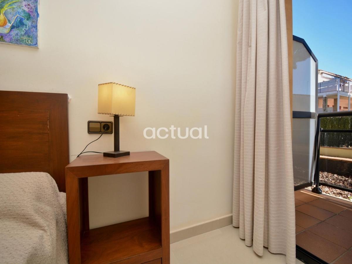 Xaloc Esc.b Bajos A Apartamento