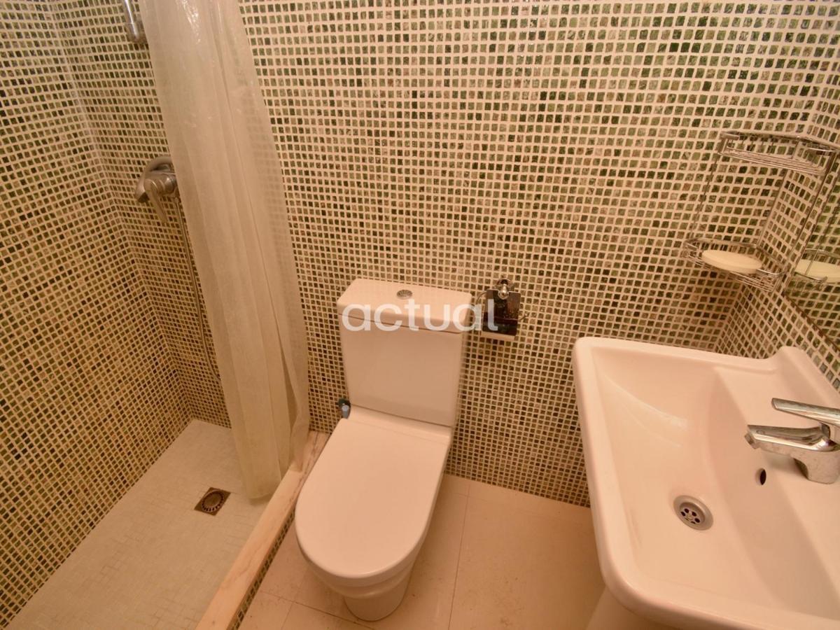 Xaloc Esc.b Bajos A Apartamento *