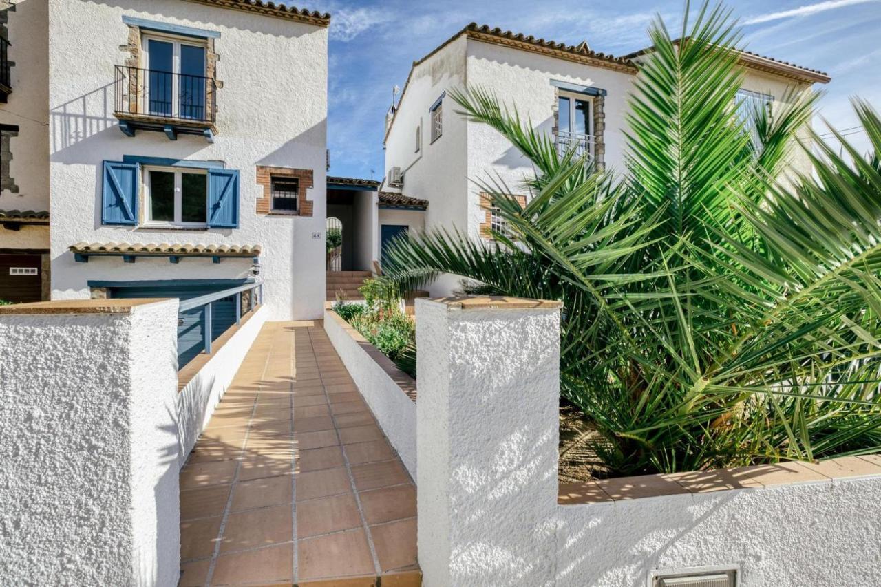Holiday home Breda 4a Torroella De Montgri