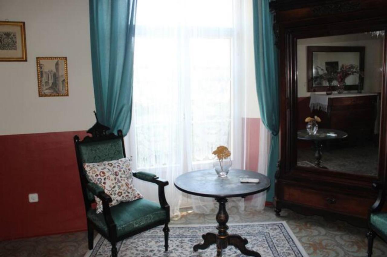 Apartment Sanllehi *