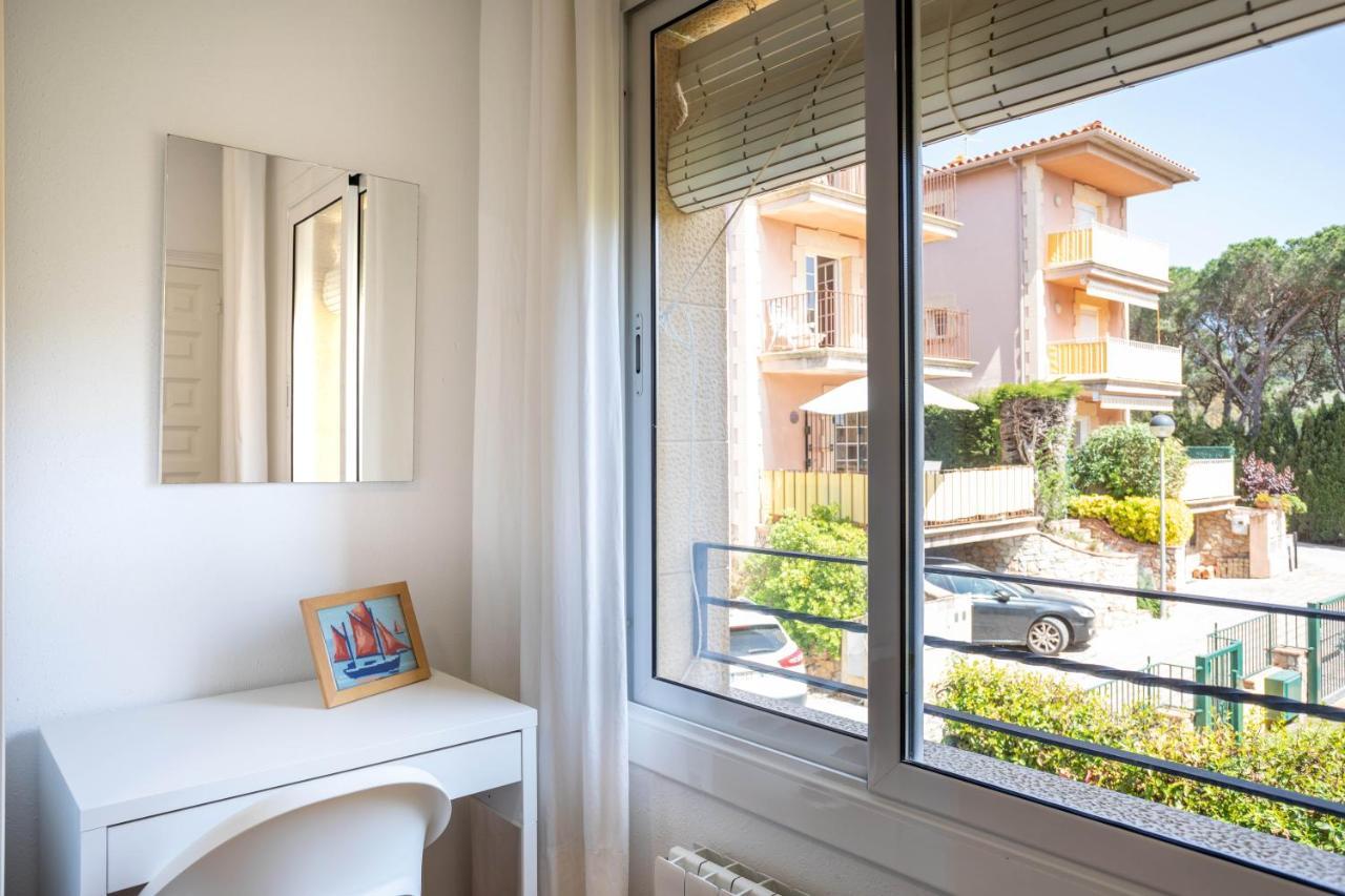 Bonita Con Jardín Privado Y Piscina Comunitaria *