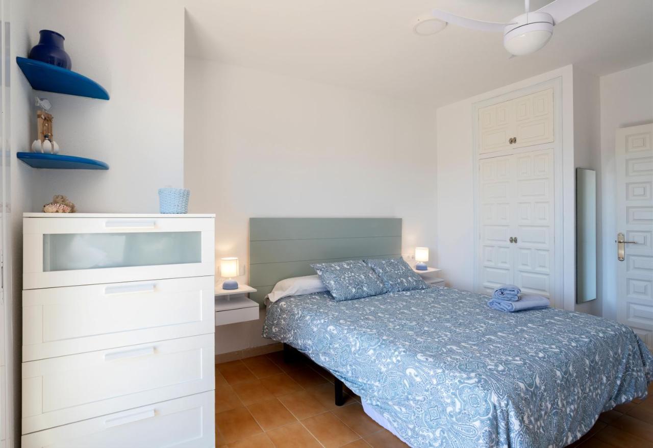 Сasa de vacaciones Bonita Con Jardín Privado Y Piscina Comunitaria