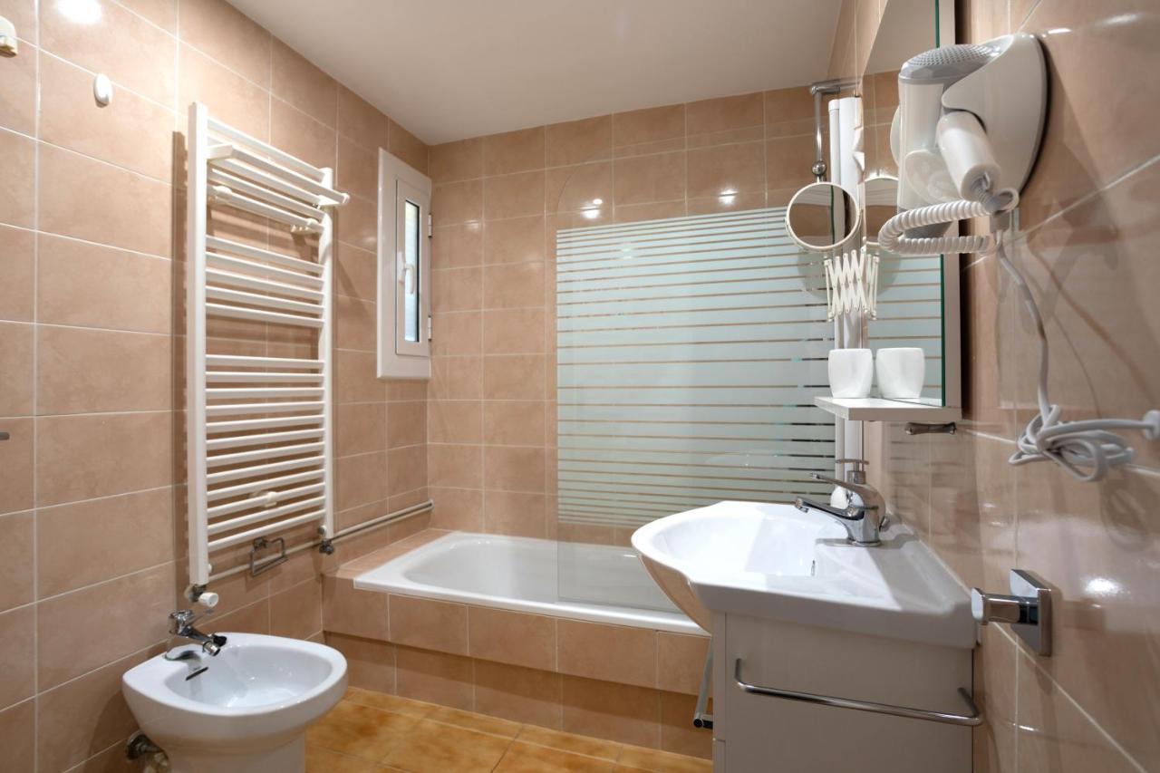 Bonita Con Jardín Privado Y Piscina Comunitaria * Calella De Palafrugell
