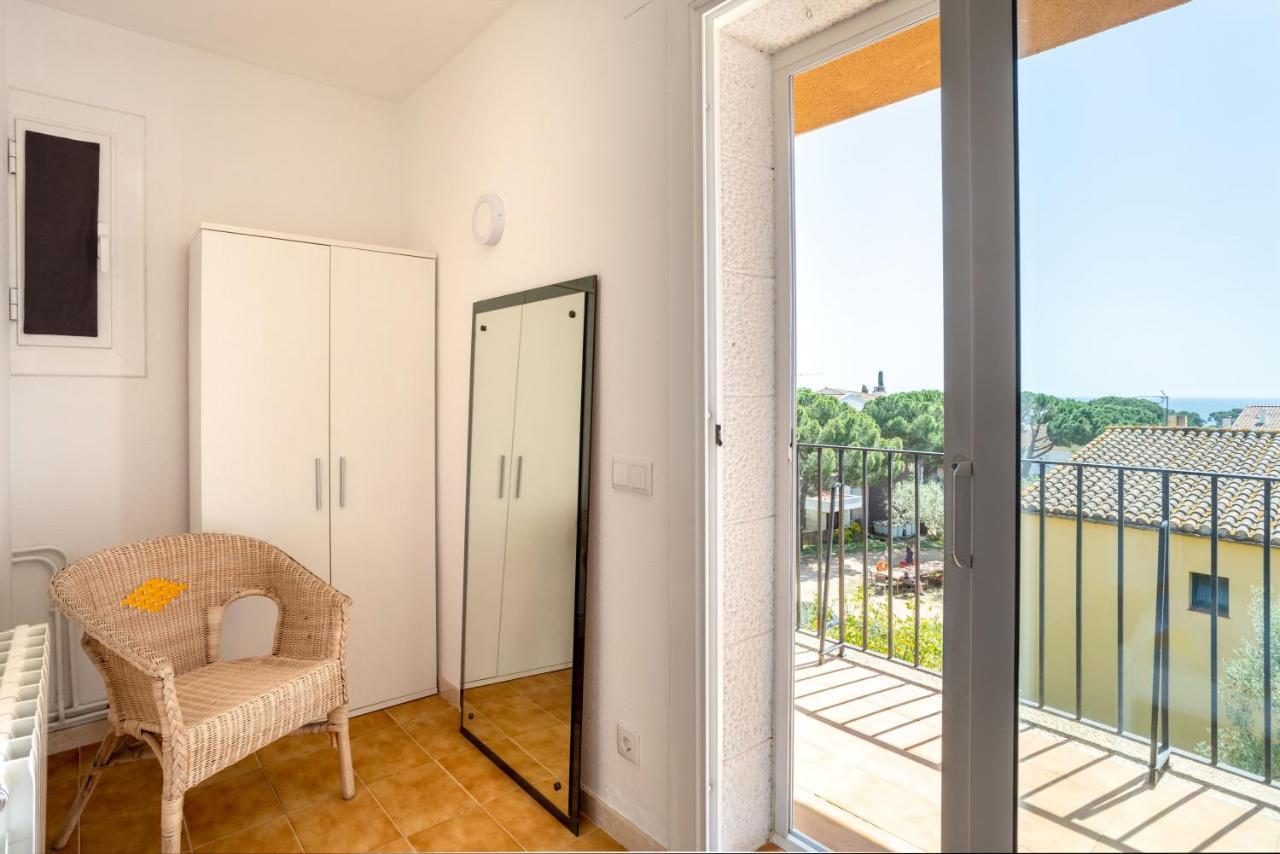 Bonita Con Jardín Privado Y Piscina Comunitaria