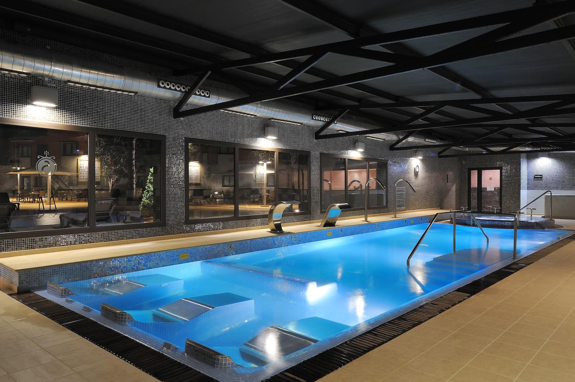Salles Aeroport De Girona 4*