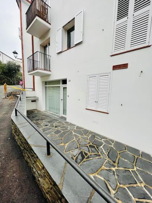Espectacular Planta Baja Con Terraza Y Parking A 5 Min De La Playa Cadaques