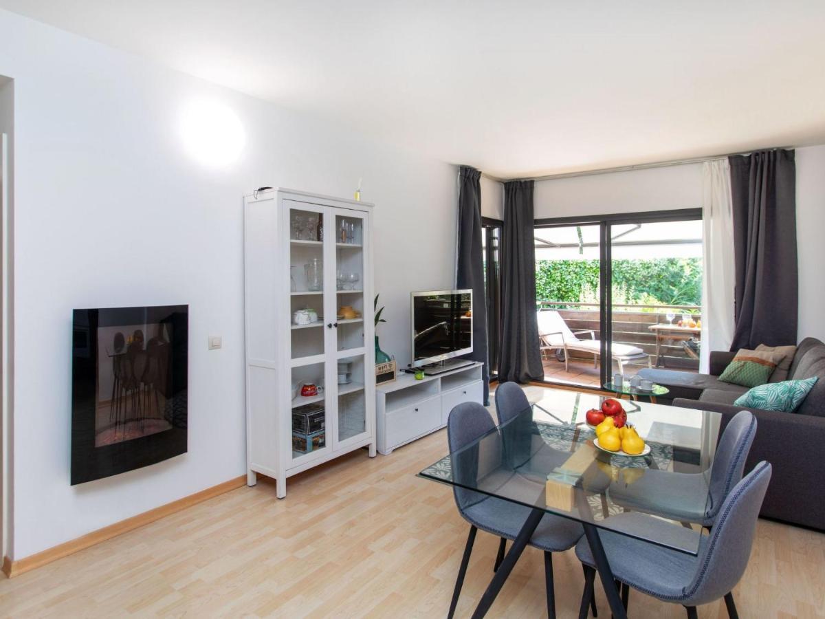 Boadella Beach By Interhome
