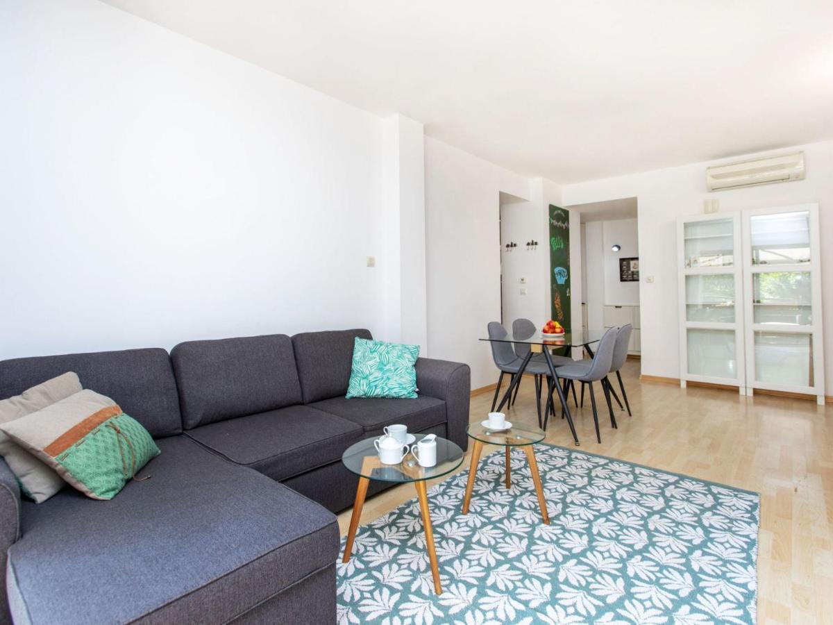Apartment Boadella Beach By Interhome *