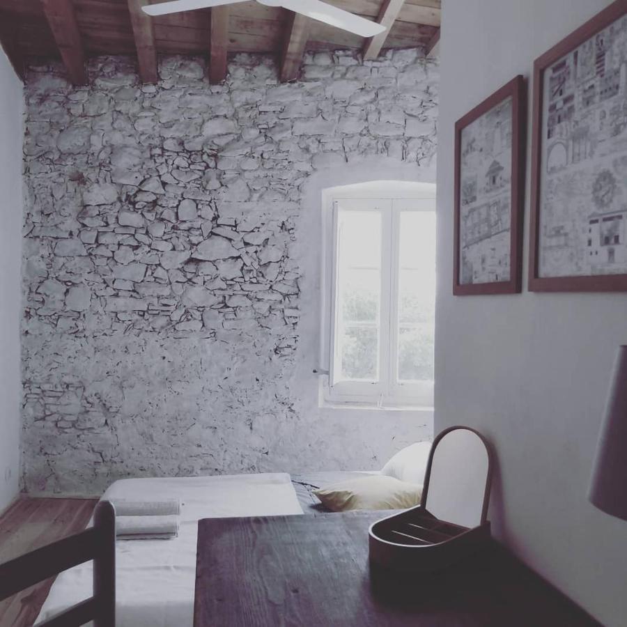 Tando, Antiguo Pajar De Piedra Restaurado Sant Jordi Desvalls