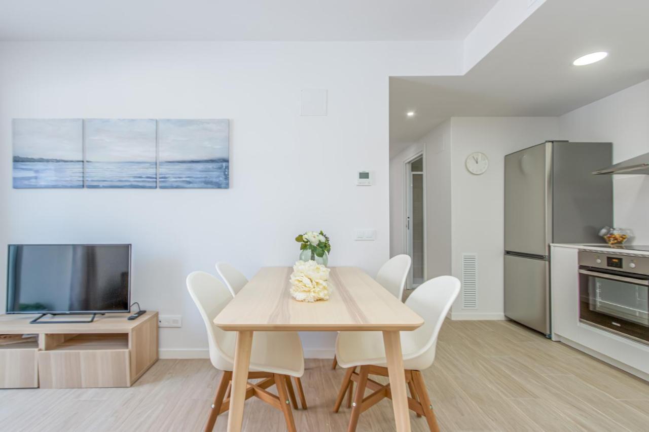M A R I V E N T 01 Apartment