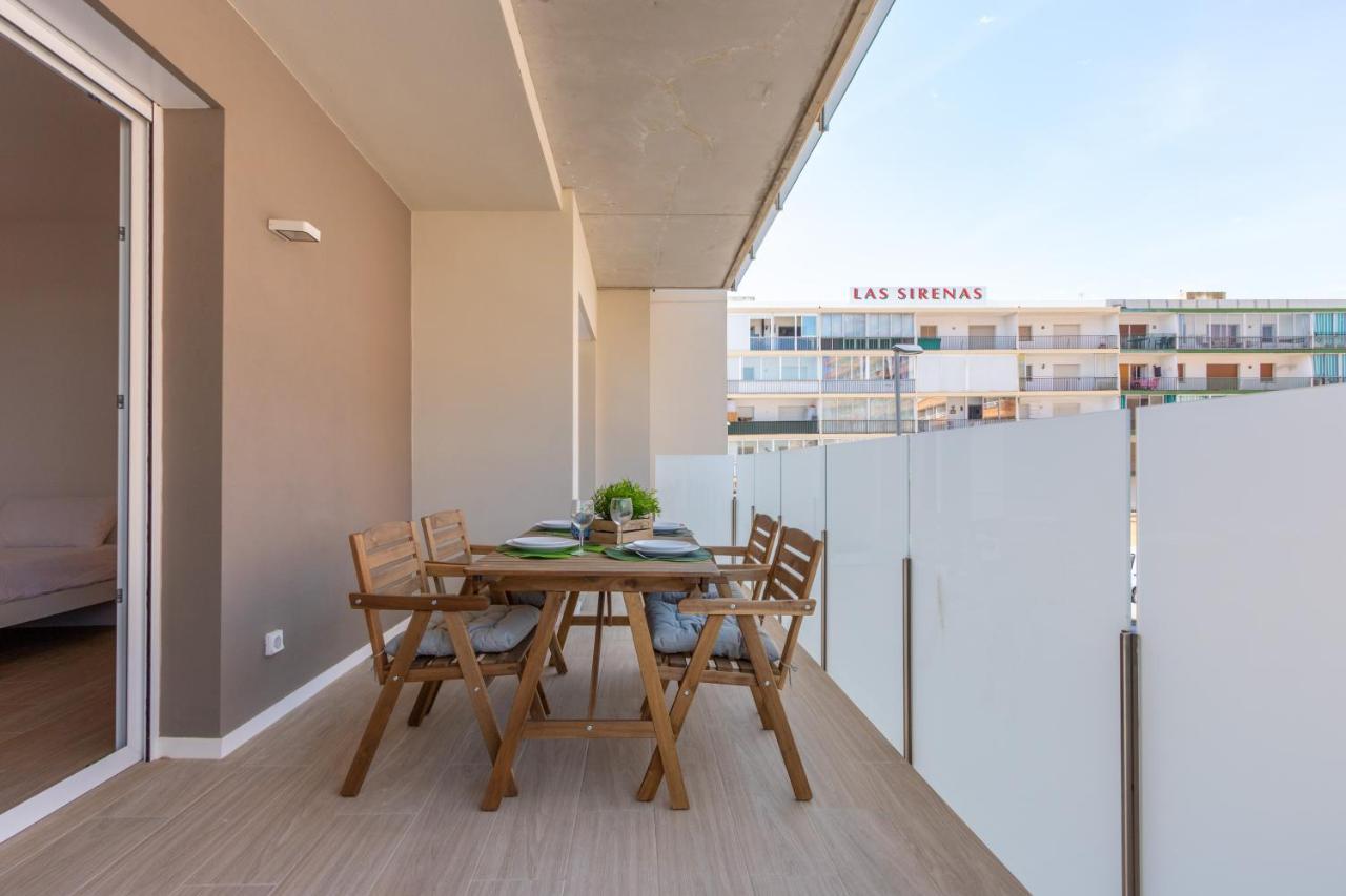 M A R I V E N T 01 Apartment *