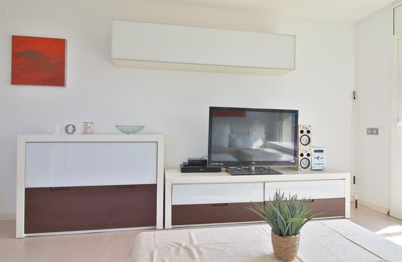 Esquinero En Apartamento Palamós