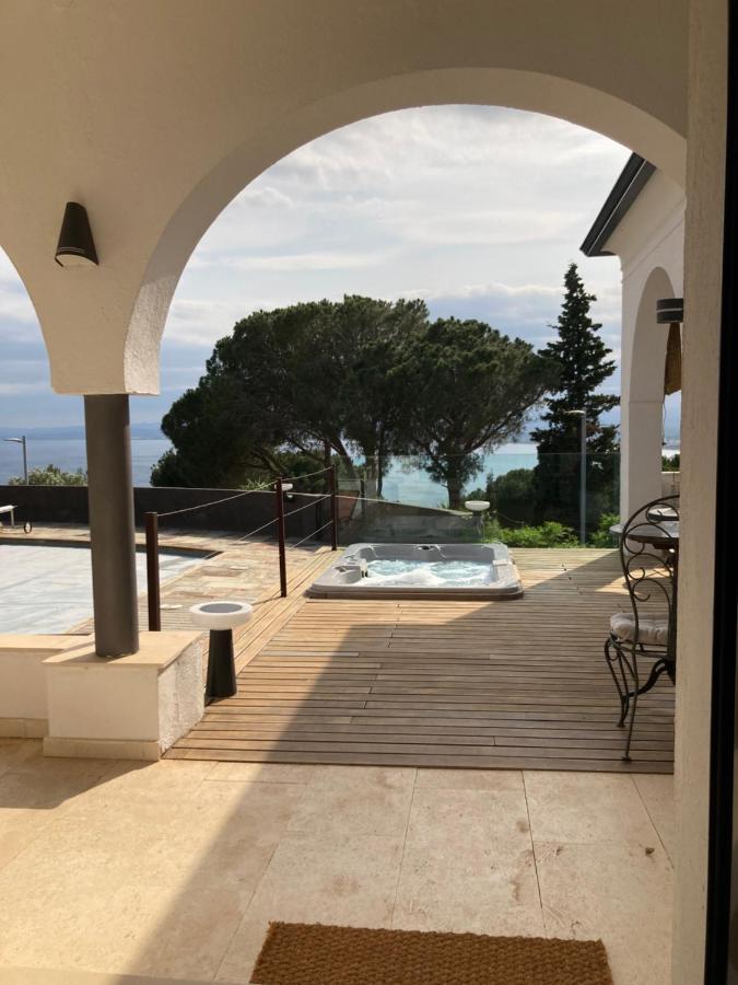 Casa De L'albada Bed & Breakfast
