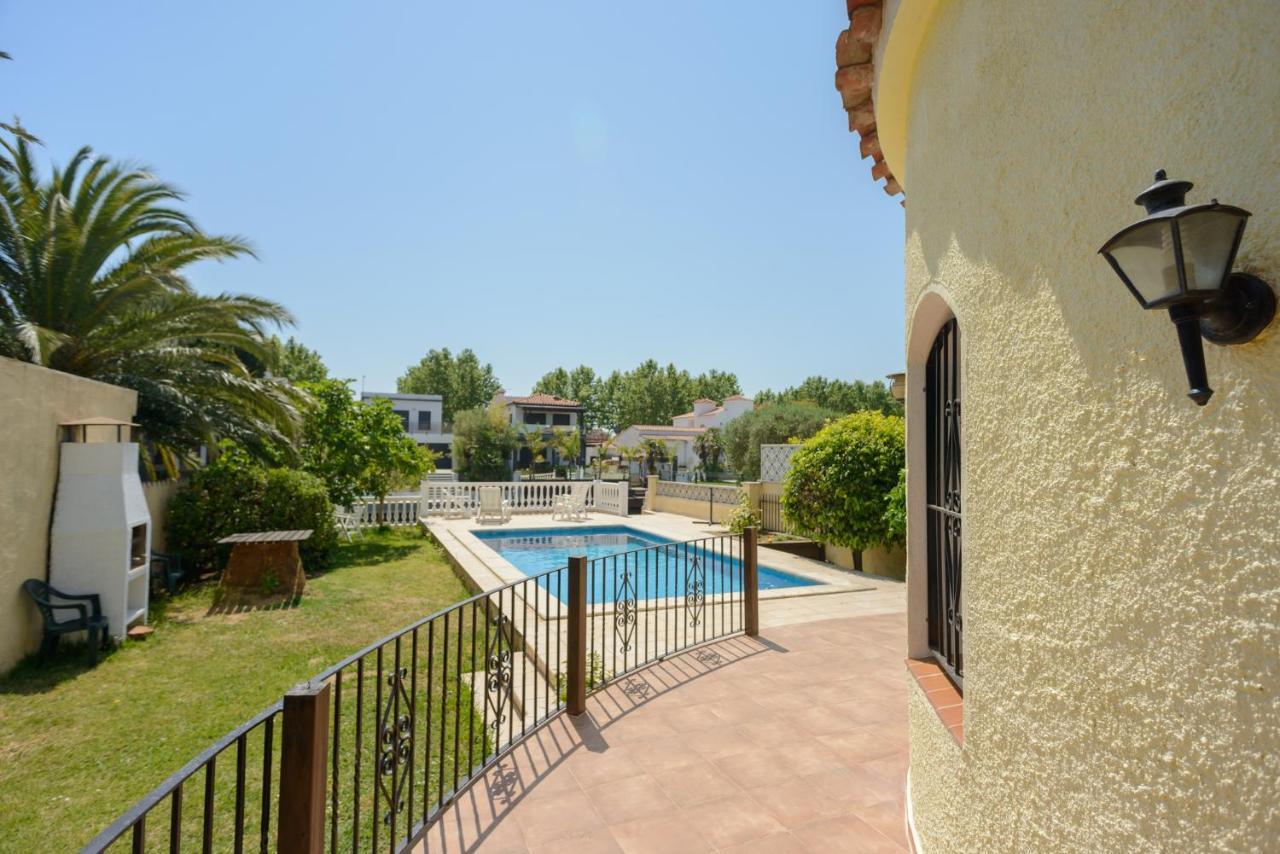 Casa Fluvia Villa Ampuriabrava