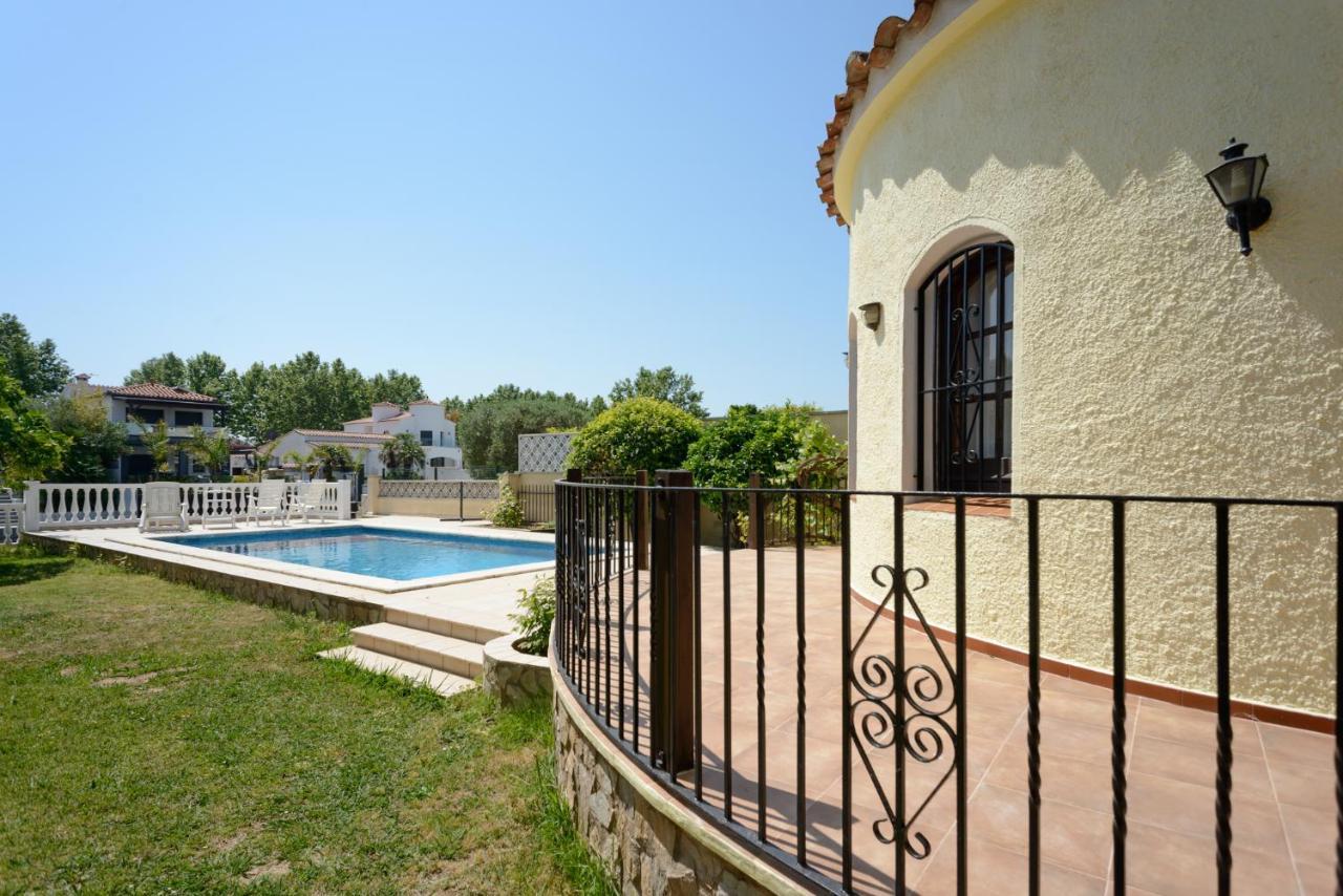 Casa Fluvia Villa Ampuriabrava
