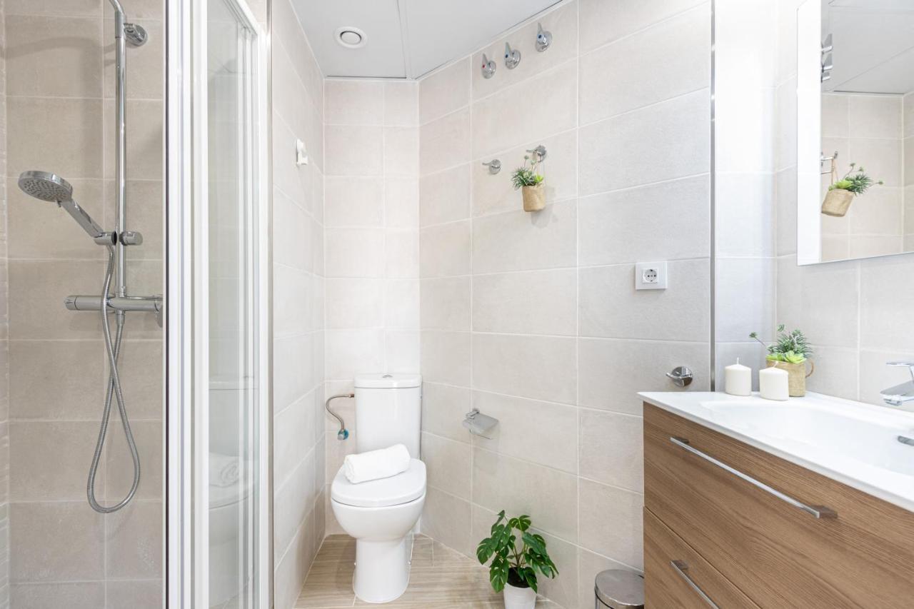 M A R I V E N T 01 Apartment