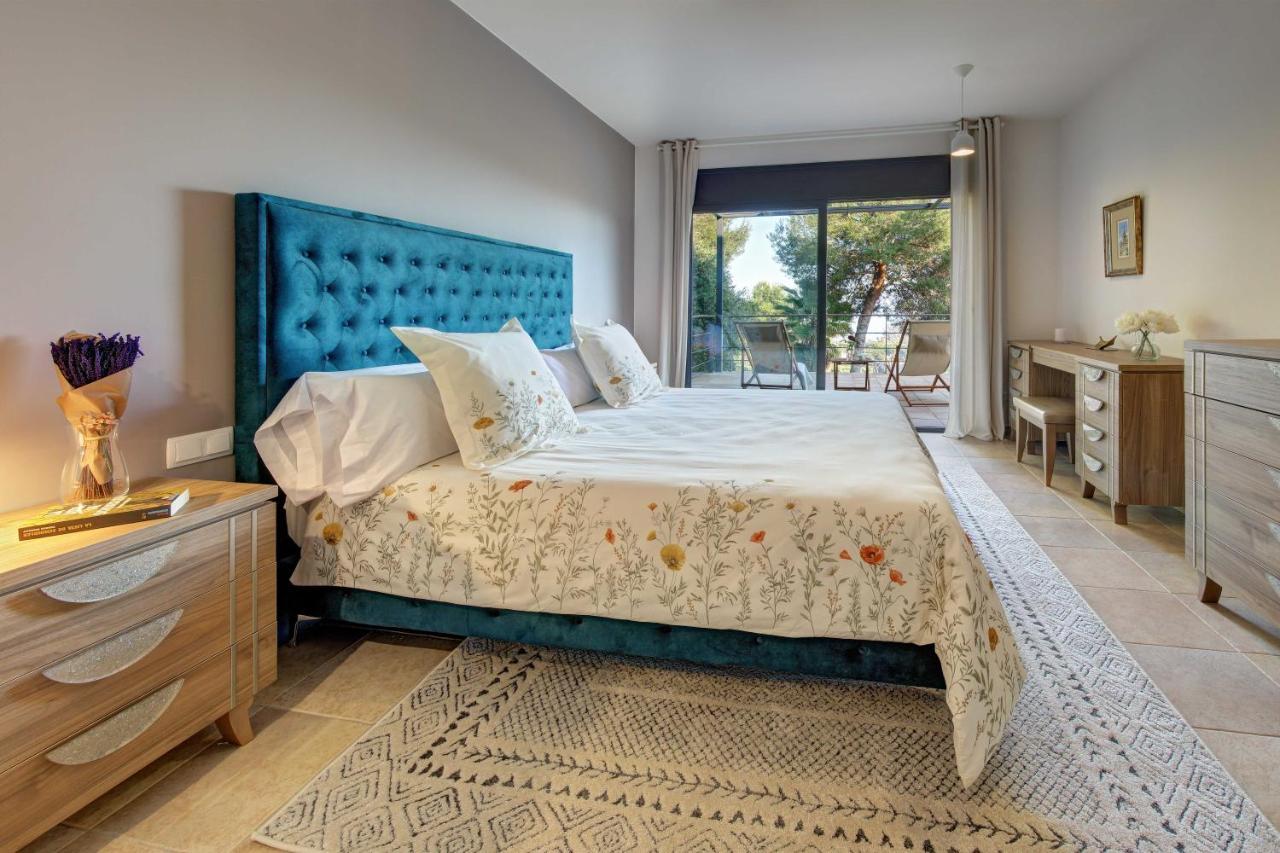 La Cala With Swimming Pool & Sea View, 10 Min Walk From The Sea Villa