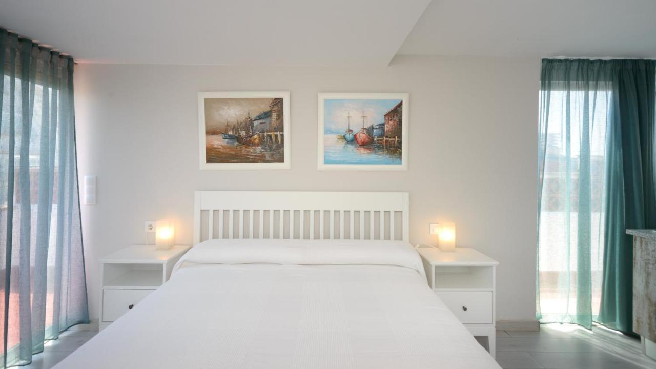 Apartment Port 27 *