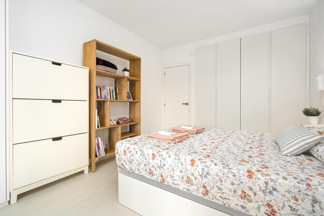 Precioso Apartamento Welcs Con Balcón Apartamento *