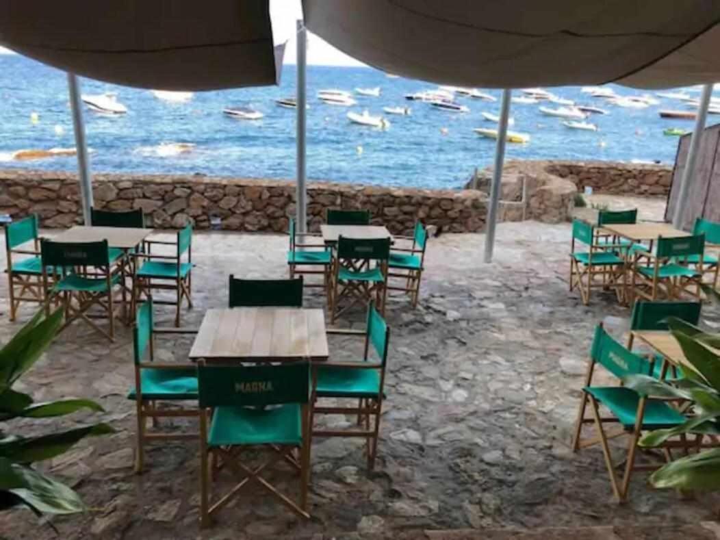 Cap Sa Sal 74 Con Terraza Literalmente Sobre El Mar *