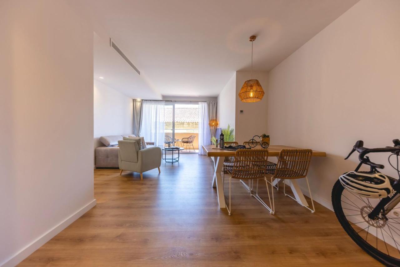 Bravissimo Domenica, 2 Bedrooms And Balcony * Gerona