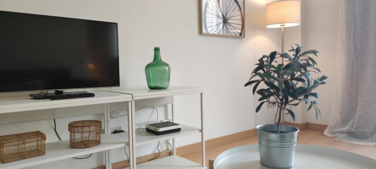 Illa, 4 * Girona